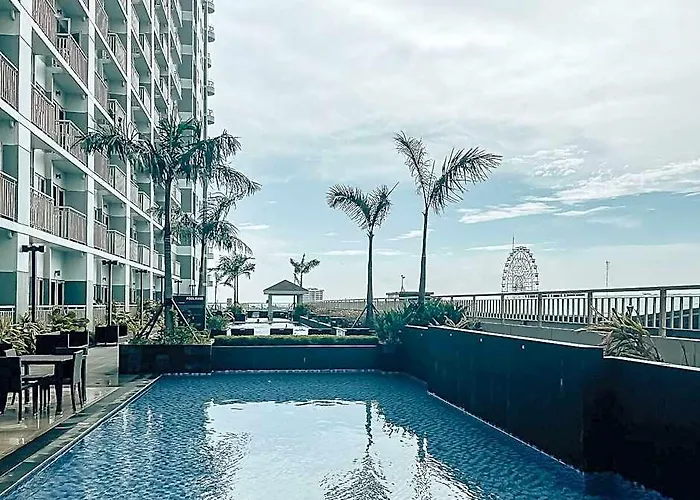 Smdc Coast Walking Distance Picc-balcony View Manila